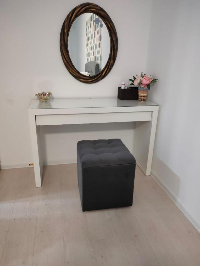 Appartement Dc Ghencea 158 Self Check-In à Bucarest Extérieur photo